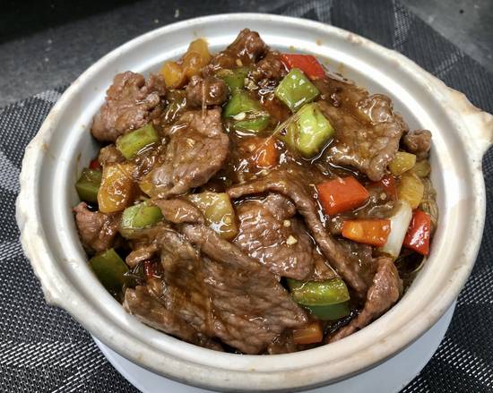 231. Assorted Satay Beef with Vermicelli in Casserole 沙嗲牛肉粉絲煲